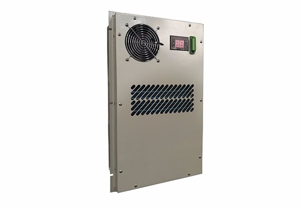 Cabinet air conditioner  DC series