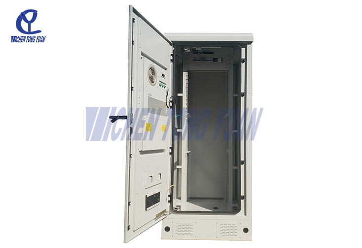 Floor stand outdoor telecom equipment cabinet