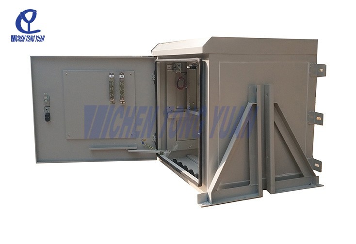 Wall mounted outdoor telecom equipment cabinet